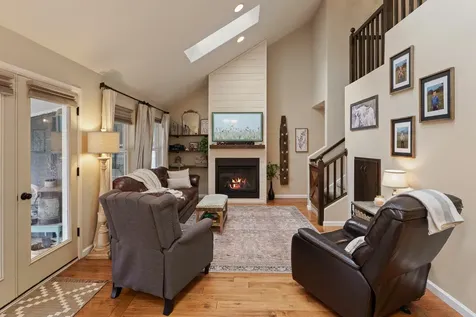 61584 Fargo Lane Bend OR 97702