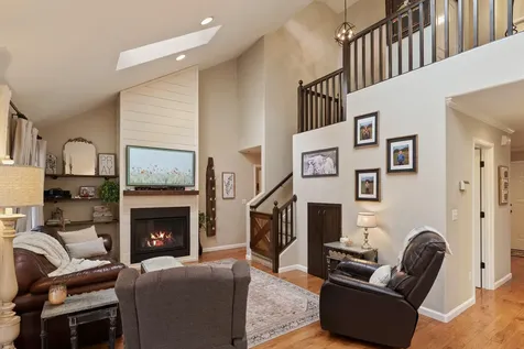 61584 Fargo Lane Bend OR 97702