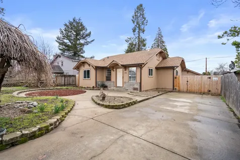 26 Kenwood Avenue Medford OR 97501