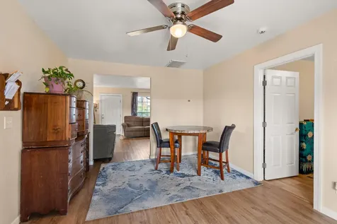 26 Kenwood Avenue Medford OR 97501