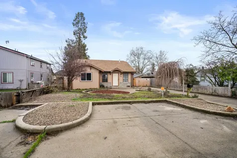 26 Kenwood Avenue Medford OR 97501