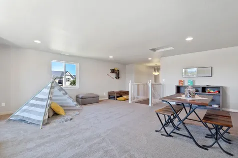 3358 NW 8th Street Redmond OR 97756