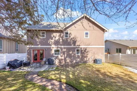 3616 SW Reindeer Avenue Redmond OR 97756
