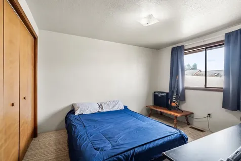 1045 Angler Lane Grants Pass OR 97527