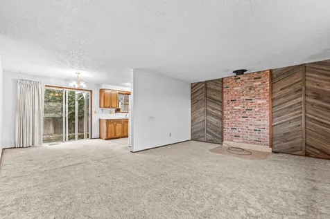 2120 Perri Place Medford OR 97504