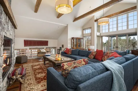 61845 Ten Barr Ranch Road Bend OR 97701