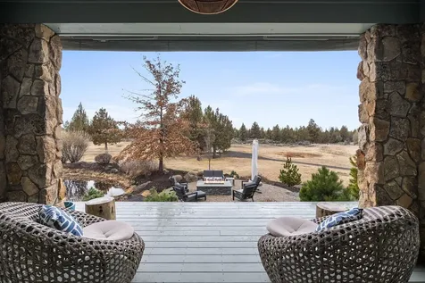 61845 Ten Barr Ranch Road Bend OR 97701