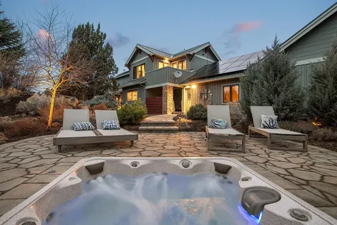 61845 Ten Barr Ranch Road Bend OR 97701