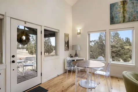 61845 Ten Barr Ranch Road Bend OR 97701