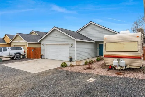 781 SW 1st Street Madras OR 97741