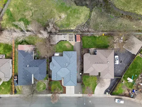 3063 Edgewood Drive Medford OR 97504
