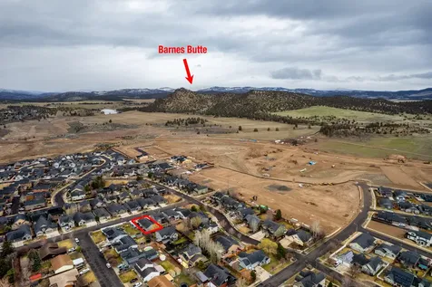 1300 NE Sunrise Street Prineville OR 97754