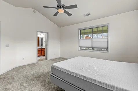 3871 Fieldbrook Avenue Medford OR 97504