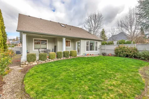 3871 Fieldbrook Avenue Medford OR 97504