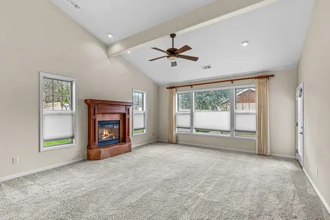 3871 Fieldbrook Avenue Medford OR 97504