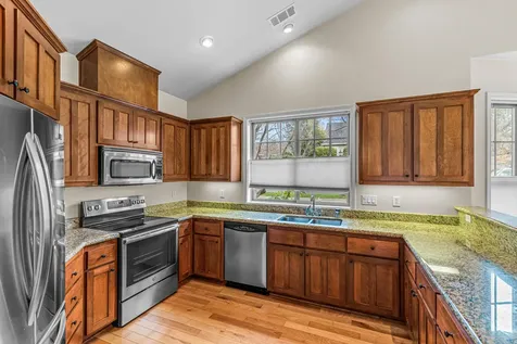 3871 Fieldbrook Avenue Medford OR 97504