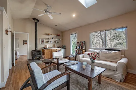 1828 Anderson Creek Road Talent OR 97540