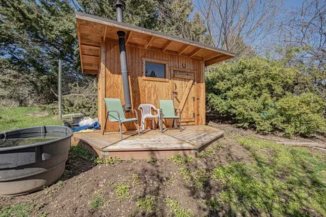 1828 Anderson Creek Road Talent OR 97540