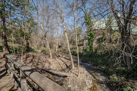1828 Anderson Creek Road Talent OR 97540