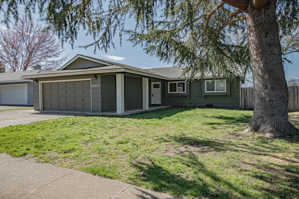 1010 Rose Valley Drive Central Point OR 97502