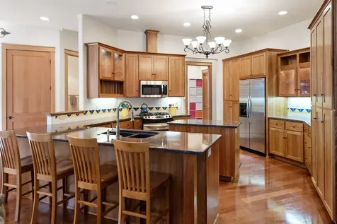 1010 NW Yosemite Drive Bend OR 97703