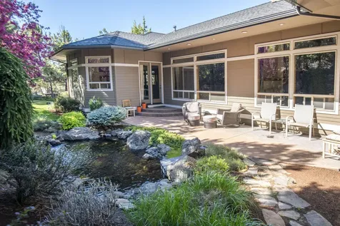 1010 NW Yosemite Drive Bend OR 97703