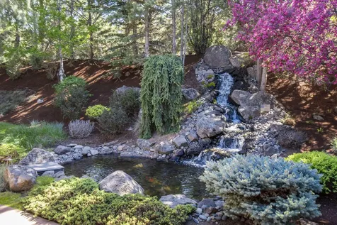 1010 NW Yosemite Drive Bend OR 97703