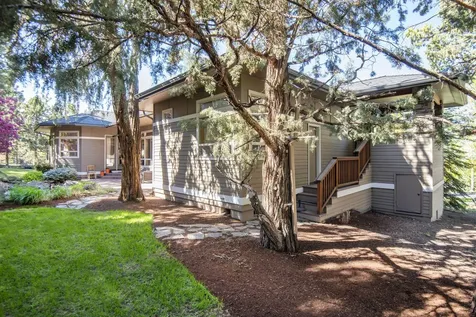 1010 NW Yosemite Drive Bend OR 97703