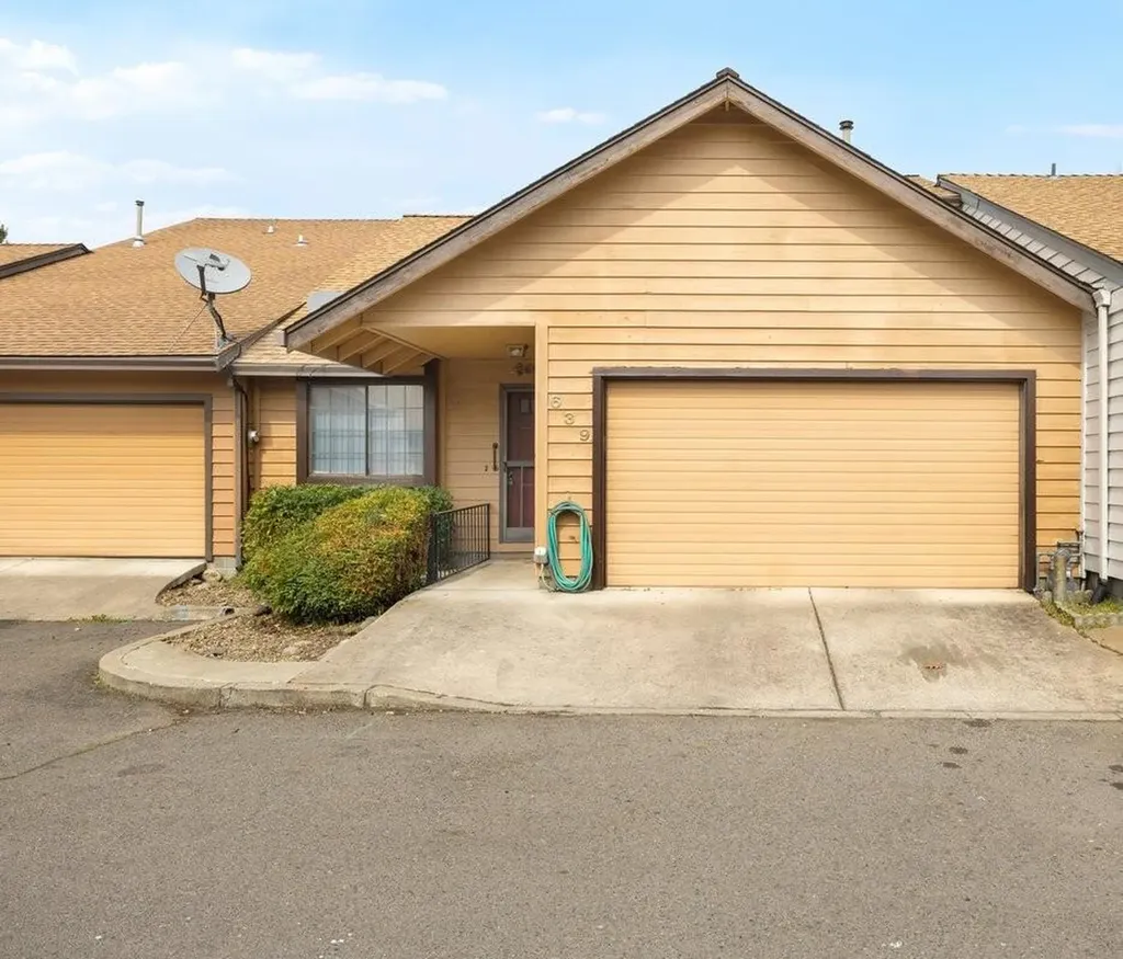 639 Golden Lane Medford OR 97504