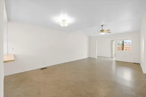 639 Golden Lane Medford OR 97504