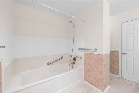 639 Golden Lane Medford OR 97504