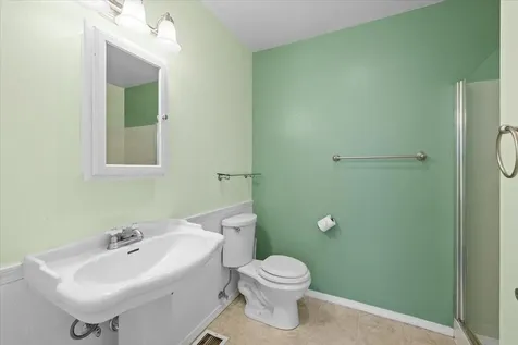 639 Golden Lane Medford OR 97504