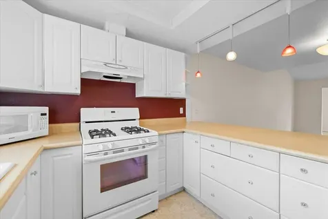 639 Golden Lane Medford OR 97504