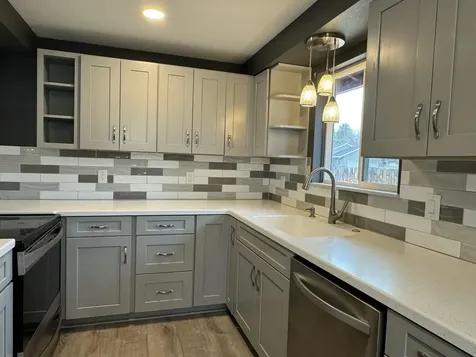 2351 SW Hall Court Redmond OR 97756