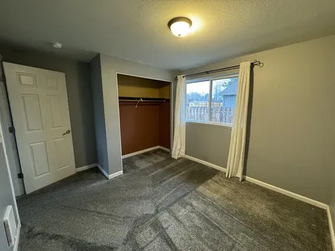 2351 SW Hall Court Redmond OR 97756