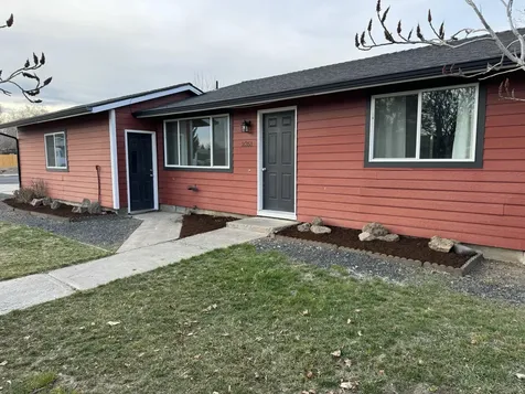 2351 SW Hall Court Redmond OR 97756