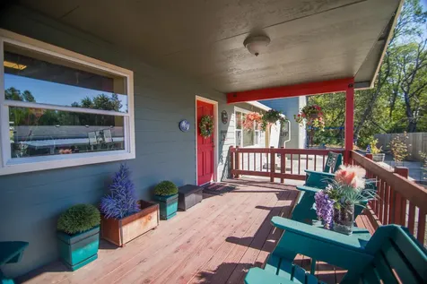 1113 SE Allenwood Drive Grants Pass OR 97527