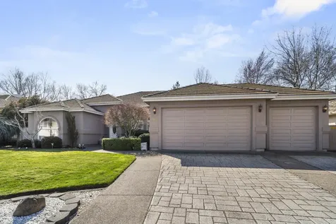 3378 Creek View Drive Medford OR 97504