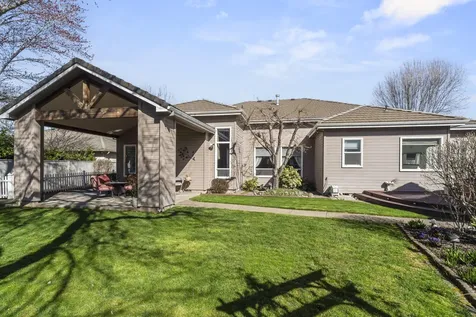 3378 Creek View Drive Medford OR 97504