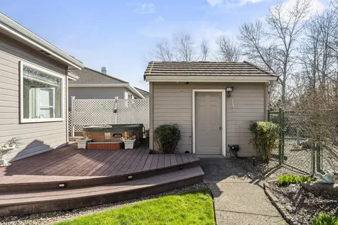 3378 Creek View Drive Medford OR 97504