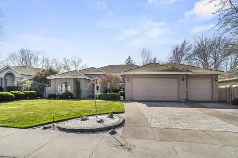 3378 Creek View Drive Medford OR 97504