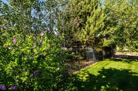 63007 Marsh Orchid Drive Bend OR 97701