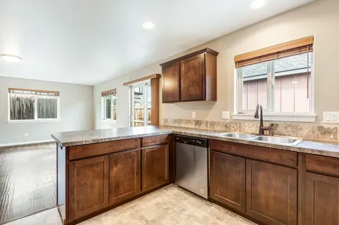 21207 Thornhill Lane Bend OR 97701