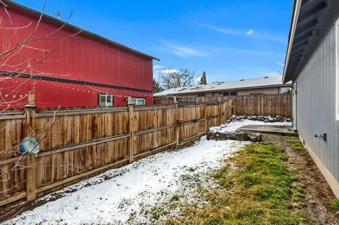 21207 Thornhill Lane Bend OR 97701