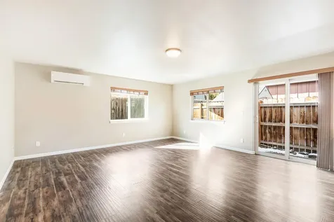 21207 Thornhill Lane Bend OR 97701