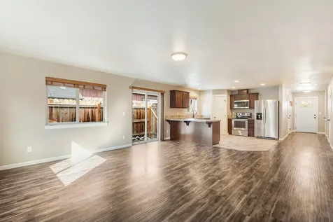 21207 Thornhill Lane Bend OR 97701