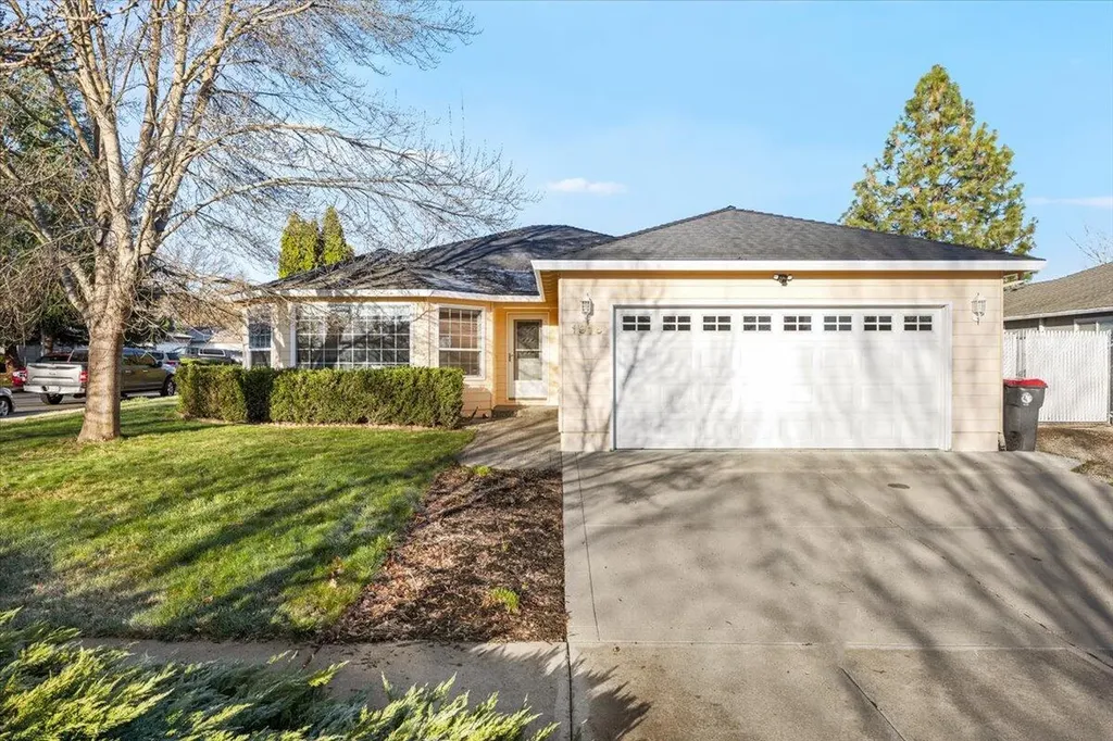 1918 Mckenzie Drive Medford OR 97501