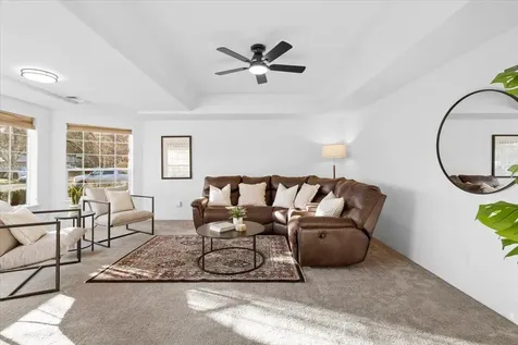 1918 Mckenzie Drive Medford OR 97501