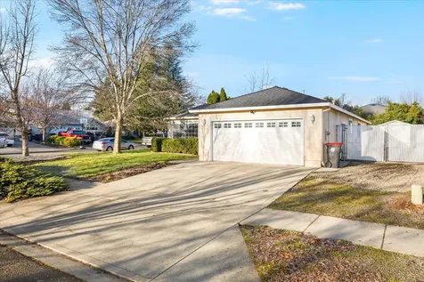 1918 Mckenzie Drive Medford OR 97501