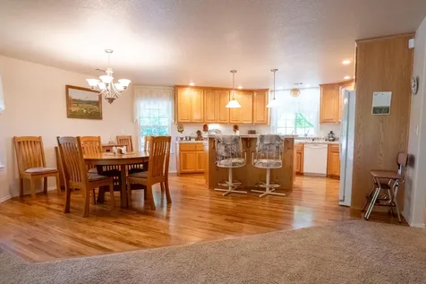 1800 SW J Street Grants Pass OR 97526